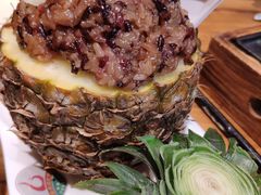 版纳菠萝饭-老滇山寨•云南特色菜•地方菜•民族风情歌舞表演(金碧店)