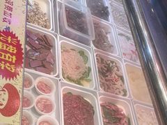 -尚品海鲜肥牛自助火锅(湖明店)