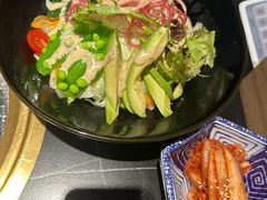 -山川小町·极番烧肉(新地假日广场店)