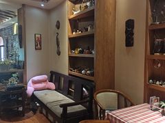 -月亮眼花园餐厅书吧酒吧