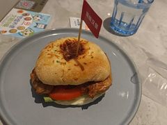 -必胜客(漕宝路店)