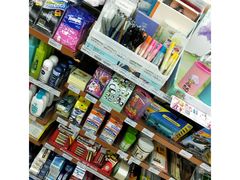 -全家便利店(莲花池东路店)