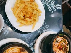 -云南李记罐罐米线饵丝小吃(汉中门金鹰店)