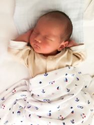 -母仪天下月子中心(光谷店)