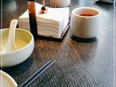 -蝴蝶里·粤菜·点心(龙湖天街&滨江店)