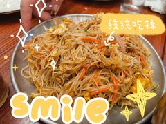 -何妹湿辣牛肉·粤式烧烤砂煲(桂雅路店)