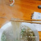 奉化牛肉干面，奉化的经典美食。叔叔有朋友就是做这个的