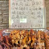 一直被朋友安利了这家小馆子，今天终于被拉来了