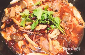 Double-Flavor Beef Offal Hot Pot