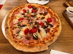 -城市大道红炉披萨烘焙坊