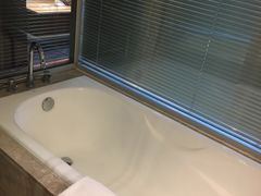 -上海龙之梦万丽酒店