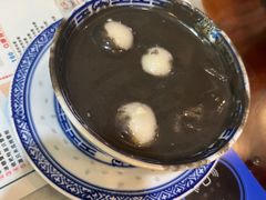 -广信牛奶甜品世家(台东店)
