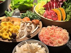 -三出山火锅(万象天地店)