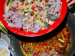 -吃城都·鱼蛙火锅(西玉龙街店)