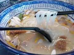 -桥香园过桥米线(国贸店)