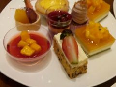 -月色西餐厅·海鲜刺身·烧烤(科学城保利郡雅酒店)