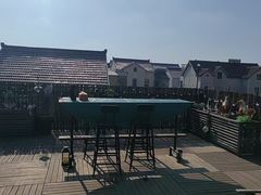 -小草屋轰趴馆别墅派对新场团建家庭聚会