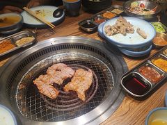 -明洞阿姨·韩式酱蟹烤肉·创意料理(三元桥店)