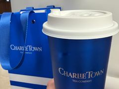 手煮·四季金萱牛乳茶-CHARLIETOWN红茶公司(南京万象天地店)