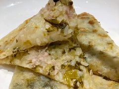 冷饭加肉麦饼-荣家小吃(紫阳街店)