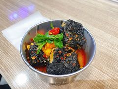 经典肉酱味臭豆腐-自黑豆夫·臭豆腐夹馍(四海唐人街店)