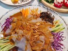 -哈尔滨烧烤·山河村铁锅炖(交大店)