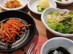 餐前小菜-本家韩国烤肉(青岛万象城店)