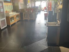 大堂-城南老友羊蝎子火锅(花乡奥莱店)