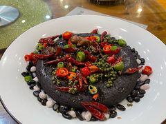 -花溪雨·森林餐厅(石基店)