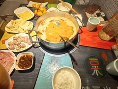 -四季喧黔味豆米火锅(万达广场店)