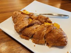 火腿芝士可颂-星巴克臻选(惠州华贸天地1楼店)