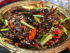干锅鸭头-指爱龙虾(金杨路总店)