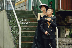 -黑马婚纱摄影