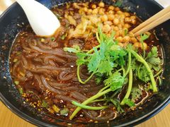 臊子酸辣粉-蓉李记成都名小吃(武汉菱角湖万达店)