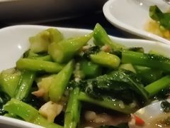 蒜蓉炒芥兰-月满港海鲜酒家