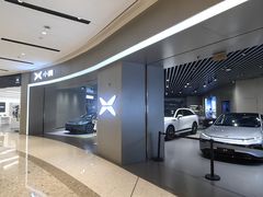 -小鹏汽车体验中心(苏州龙湖狮山天街店)