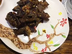 -老唐三下锅 ·张家界地标美食(溪布街店)