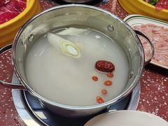 海鲜粥底锅-四囍码头海鲜烧烤自助火锅(外滩南京东路悦荟广场店)
