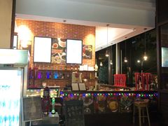 -三亚湾红树林度假酒店美食街