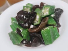 秋葵拌云耳-康师傅私房牛肉面(马泉营奥莱店)