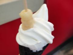 奥利奥脆皮圆筒冰淇淋-麦当劳(厦门思明路店)