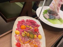 -得意咚瓜·顺德鱼生·冬瓜火锅(深圳首店)