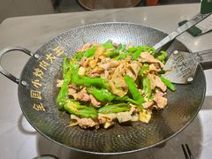 -费大厨辣椒炒肉(黄兴中心广场店)