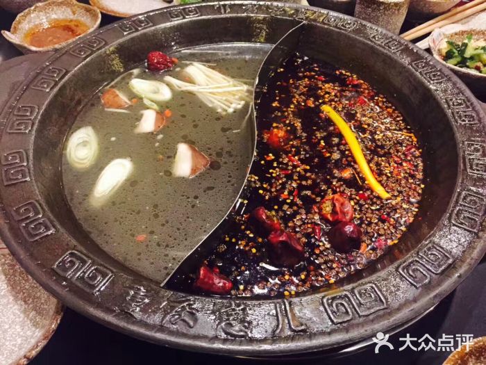 局气东北烤肉重庆火锅火锅图片