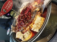 -辣尚瘾·烤鱼·新川菜(牡丹园直营店)