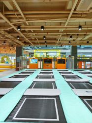 -反弹蹦床公园·运动乐园·团建·亲子派对(深圳观澜湖店)