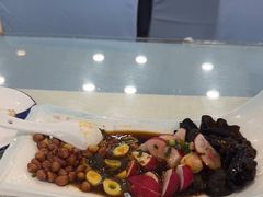 -马尔龙新疆饭店·清真(瑞景店)