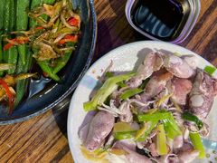 -蚝堡海鲜·威海菜·海肠捞饭·烧烤·亚洲吃蚝公司(幸福门店)