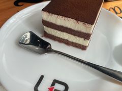 -西西弗书店&矢量咖啡(凯德晶萃广场店)