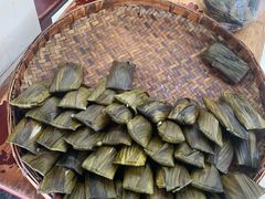 -丽华叶儿粑总汇